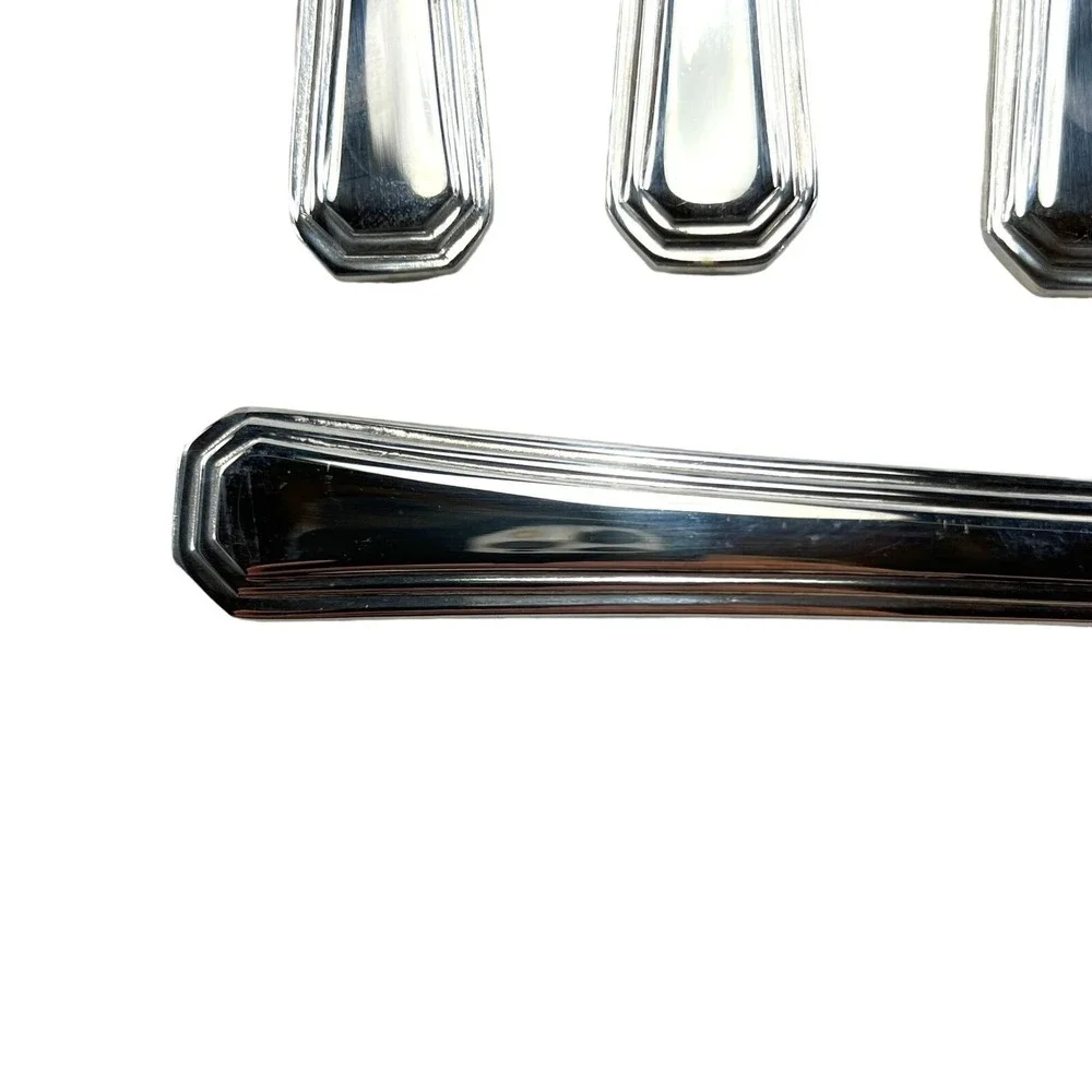 Hampton Silversmiths Dinner Knives 8 Stainless Flatware Extra Replacement HSV188